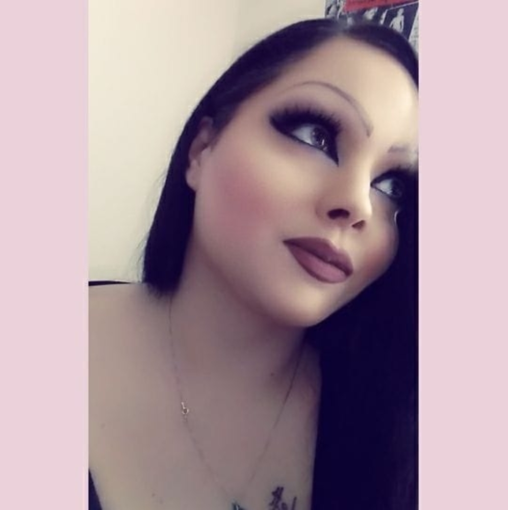 Meet your Posher, Tiffany